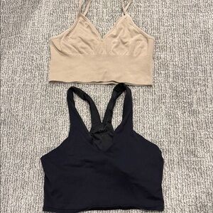 Alo size Medium 2 sports bra bundle